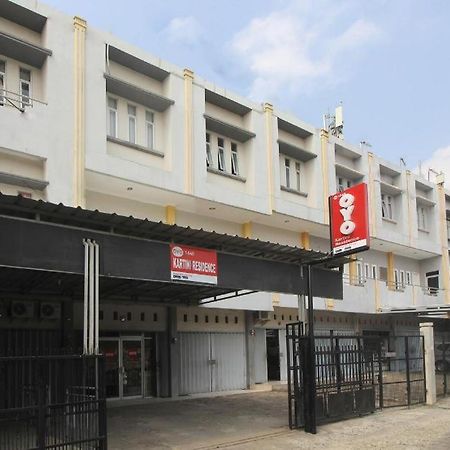 Oyo 1448 Kartini Residence Syariah Bandar Lampung Buitenkant foto